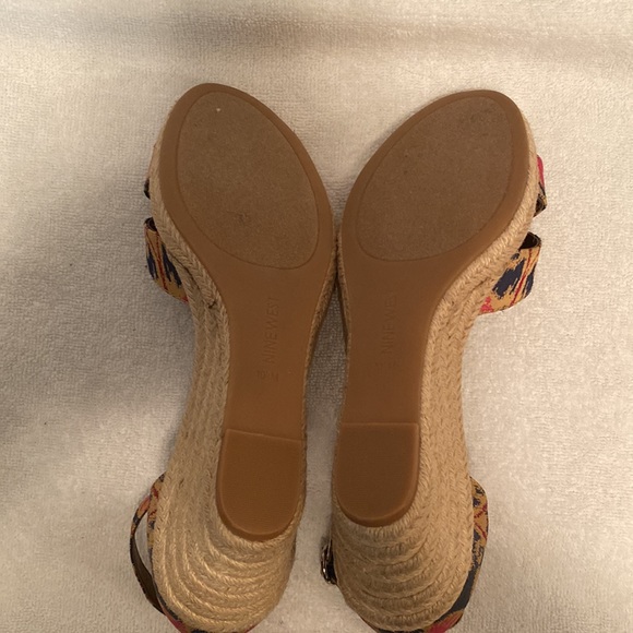 Nine West Aztec Style Wedges…size 10 1/2 M - Picture 7 of 8